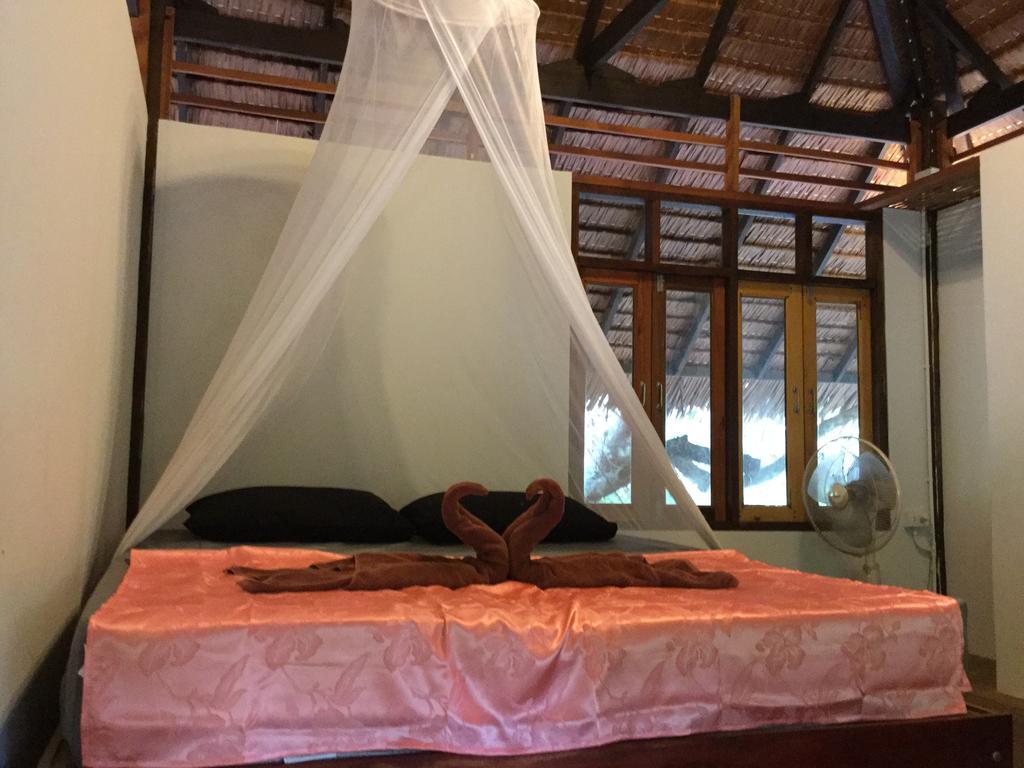 Cashew Nut Bungalow, Ko Mook Dış mekan fotoğraf